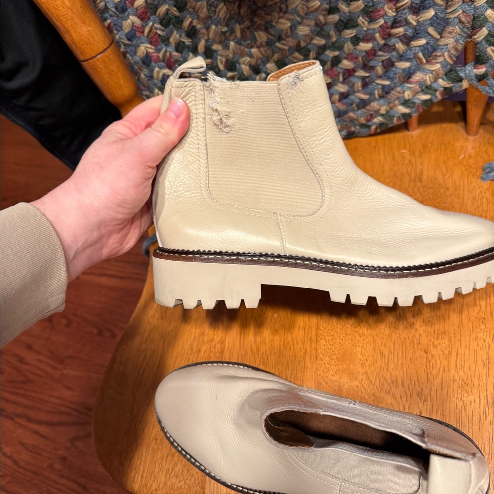 Caslon Waterproof Women's Cream Ankle Boots - Picture 7 of 7